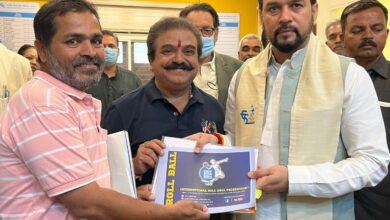 खेलो इंडिया मध्ये रोलबॉल चा समावेश करण्यासाठी सहकार्य करू – अनुराग ठाकूर यांचे आश्वासन