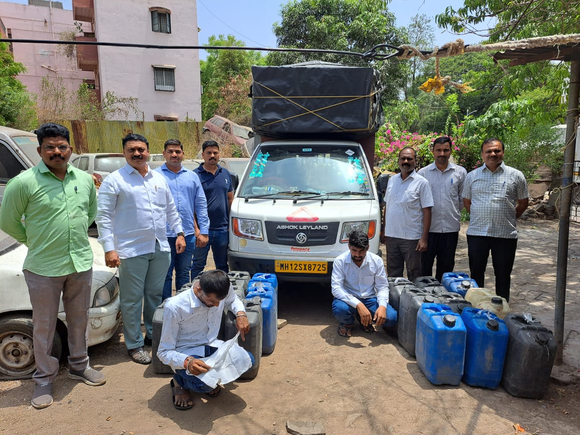 पुण्यात राज्य उत्पादन शुल्क विभागाची मोठी कारवाई ; पाठलाग करून पकडला अवैध दारूचा टेम्पो..