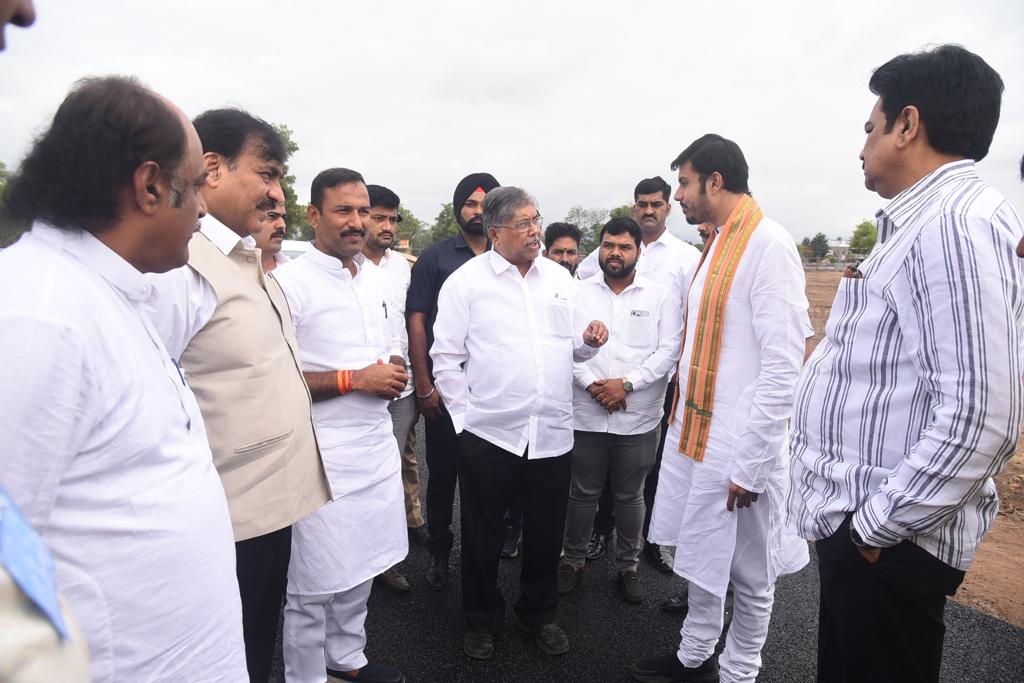 भाजपा प्रदेशाध्यक्ष चंद्रकांत पाटील यांच्याकडून देहूतील कामाचा आढावा