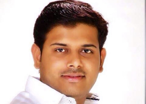 किरण साळी यांची युवासेना राज्य सचिव पदी निवड;मुख्यमंत्री एकनाथ शिंदे यांनी केली नियुक्तीची घोषणा किरण साळी यांची युवासेना राज्य सचिव पदी निवड;मुख्यमंत्री एकनाथ शिंदे यांनी केली नियुक्तीची घोषणा