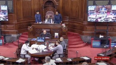 राज्यसभेत महागाई, जीएसटीच्या मुद्द्यावर आंदोलन करणारे 19 खासदार निलंबित