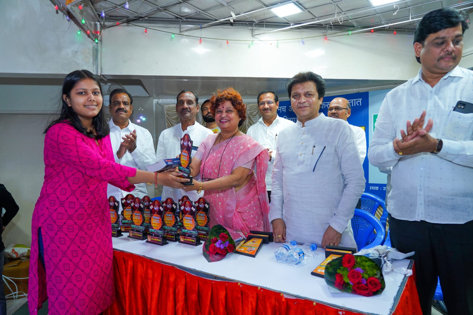 मुली देशाचं उज्वल भविष्य घडविणार- सुलभा वानखेडे;आम्ही मुळशीकर  प्रतिष्ठानचे वतीने दहावी व बारावी उत्तीर्ण विद्यार्थ्यांचा गौरव