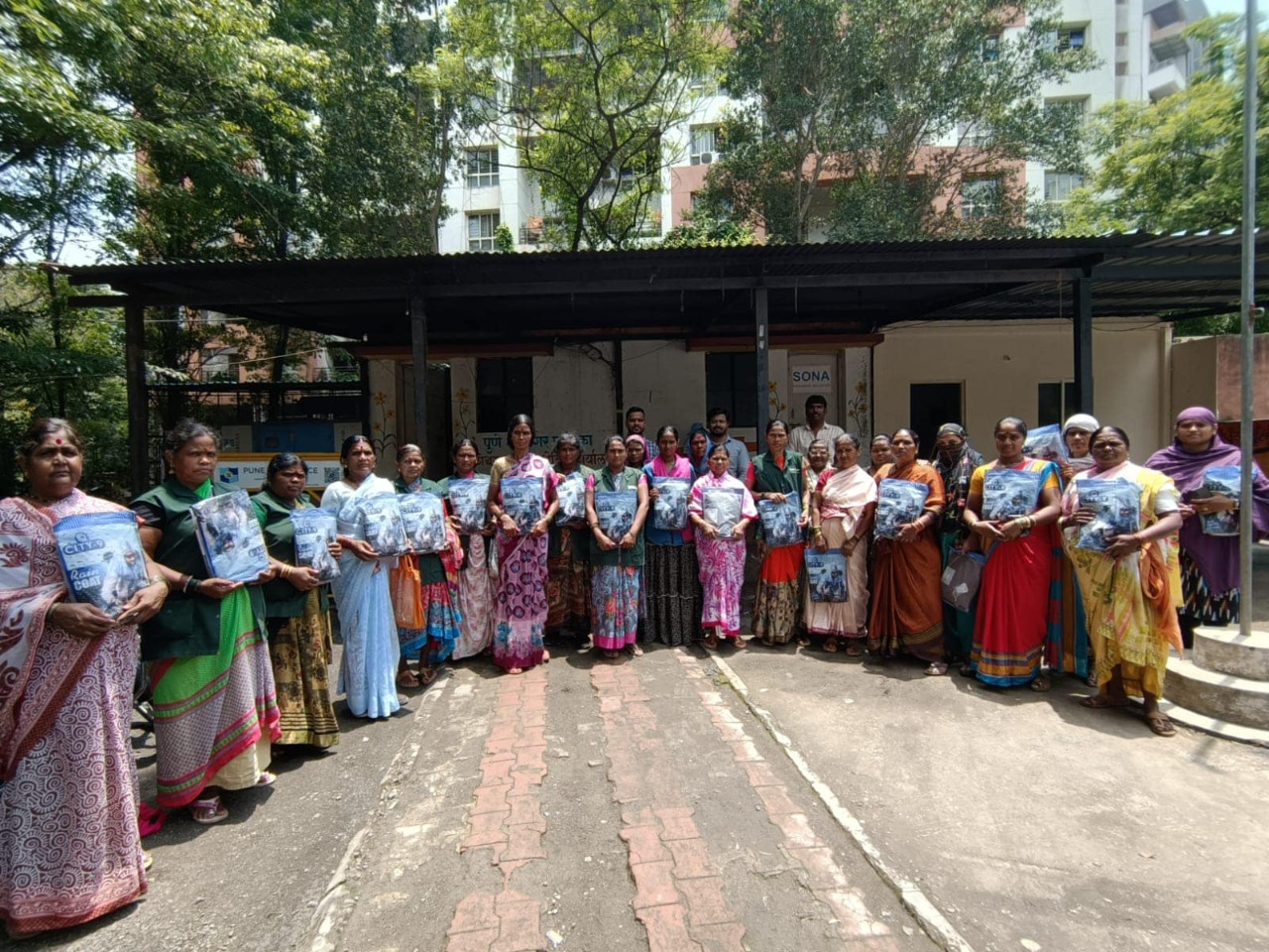 समाजातील कष्टकरी समाज हाच समाजाचा कणा आहे. - चंद्रकांत पाटील