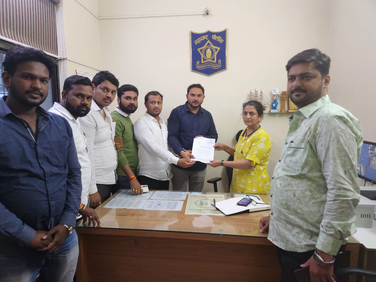 सुप्रिया सुळे यांचा फोटो एडीट करून व्हायरल करणाऱ्यांवर कारवाई करण्याची राष्ट्रवादी युवक काँग्रेसची मागणी