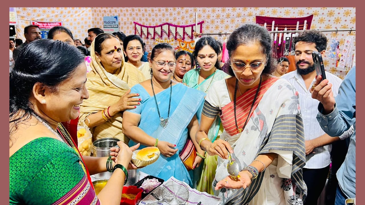 वारजेत महिलांनी बनवलेल्या गृहउपयोगी वस्तूंचे भव्य प्रदर्शन व विक्री महोत्सवाला उत्स्फूर्त प्रतिसाद वारजेत महिलांनी बनवलेल्या गृहउपयोगी वस्तूंचे भव्य प्रदर्शन व विक्री महोत्सवाला उत्स्फूर्त प्रतिसाद