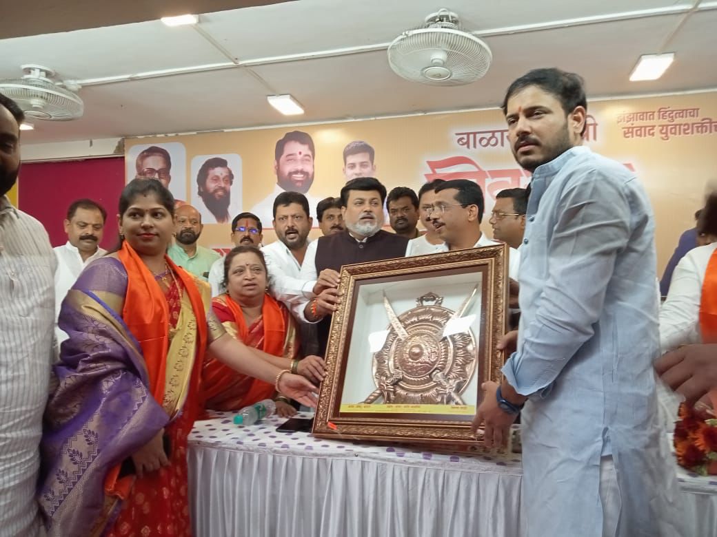 बाळासाहेबांच्या शिवसेनेच्या युवासेना पदाधिकारी संवाद; पुण्यातील नव्या पदाधिकाऱ्यांची निवड