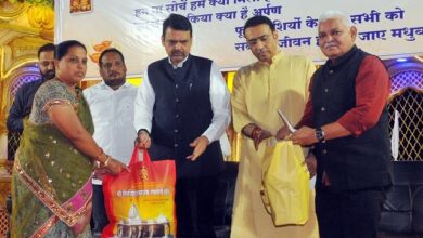 उपमुख्यमंत्री देवेंद्र फडणवीस यांची अनोखी दिवाळी