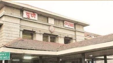 पुण्यात गर्दीत त्रास होऊन प्रवाशाच्या मृत्यूनंतर प्लॅटफॉर्म तिकीट दरात वाढ