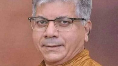 आर्थिक आरक्षण म्हणजे नव्या रितीने मनुस्मृतीला सुरुवात : प्रकाश आंबेडकर