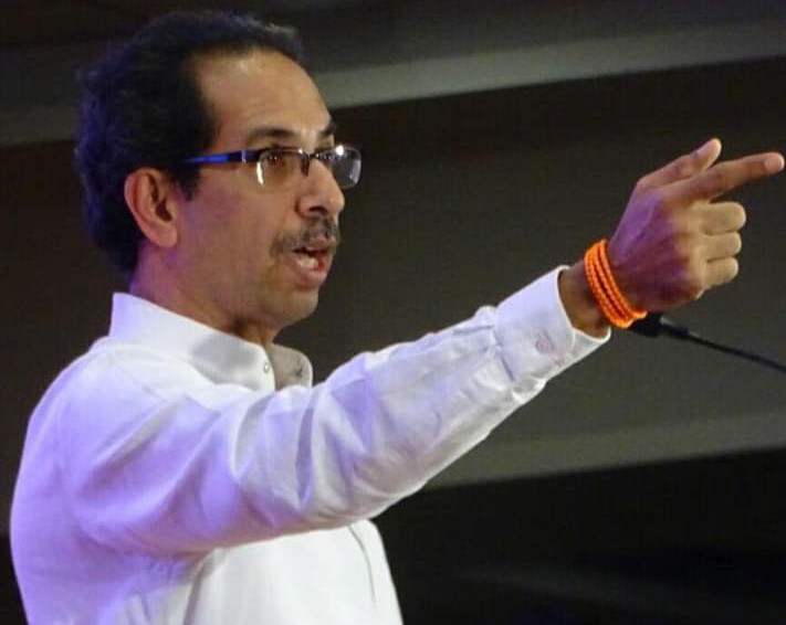 “पाकिस्तानात जाऊन जावेद अख्तरांप्रमाणे हिंमत दाखवावी, ५६ इंचांची छाती काय…” ठाकरे गटाचा मोदी सरकारवर निशाणा!