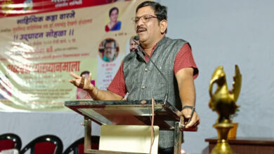 संत गाडगेबाबा यांनी रस्त्याबरोबर माणसांच्या मनातील विषमतेची घाण साफ केली : वी. दा. पिंगळे