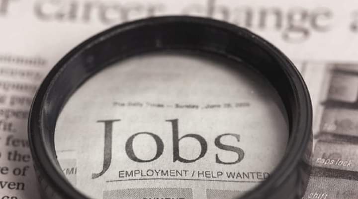 केंद्र सरकारच्या विविध विभागांमध्ये ९ लाख ७९ हजार पदे रिक्त केंद्र सरकारच्या विविध विभागांमध्ये ९ लाख ७९ हजार पदे रिक्त