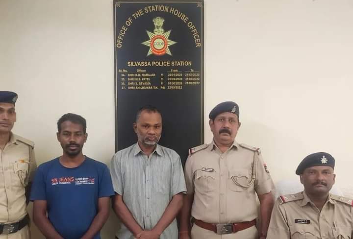 धनाच्या हव्यासापोटी लहान मुलाचे अपहरण करून बळी