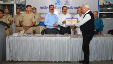 पुण्यातील ३६ मोटर ड्रायव्हिंग स्कूल प्रशिक्षण संस्थांना ‘अ’ मानांकन पत्र प्रदान..