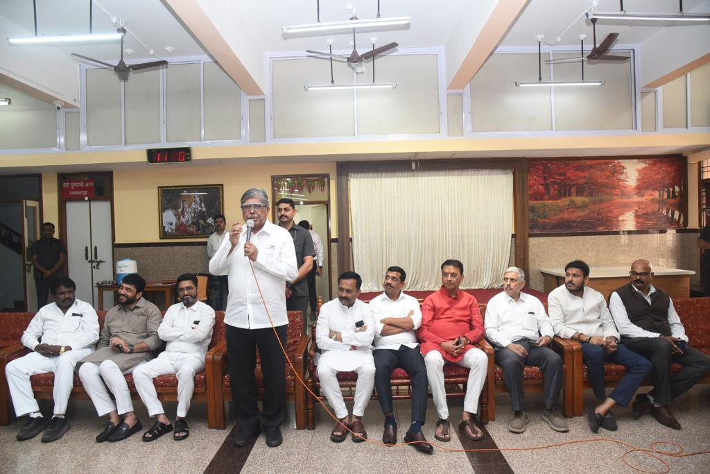 कसबा पोट निवडणुक भाजपा- शिवसेना-आरपीआय महायुती पूर्ण ताकदीने लढणार व जिंकणार – पालकमंत्री चंद्रकांत पाटील यांच्या बैठकीत महायुतीच्या नेत्यांचा निर्धार