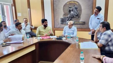 पुणेकरांच्या आरोग्य योजना महापालिकेने पुन्हा सुरु कराव्यात मुरलीधर मोहोळ यांची महापालिका आयुक्तांकडे मागणी