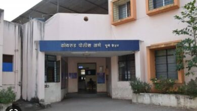 कोथरुडमध्ये नातेवाईकांच्या नावाने मिळविले फेरीवाला परवाने, कोथरूड पोलिसात गुन्हा दाखल