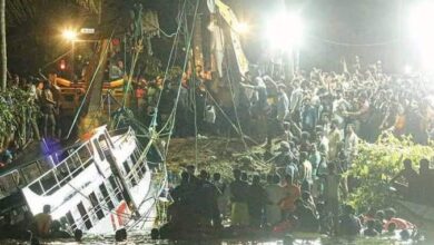 केरळमध्ये पर्यटकांची होडी उलटल्याने 22 जणांचा मृत्यू
