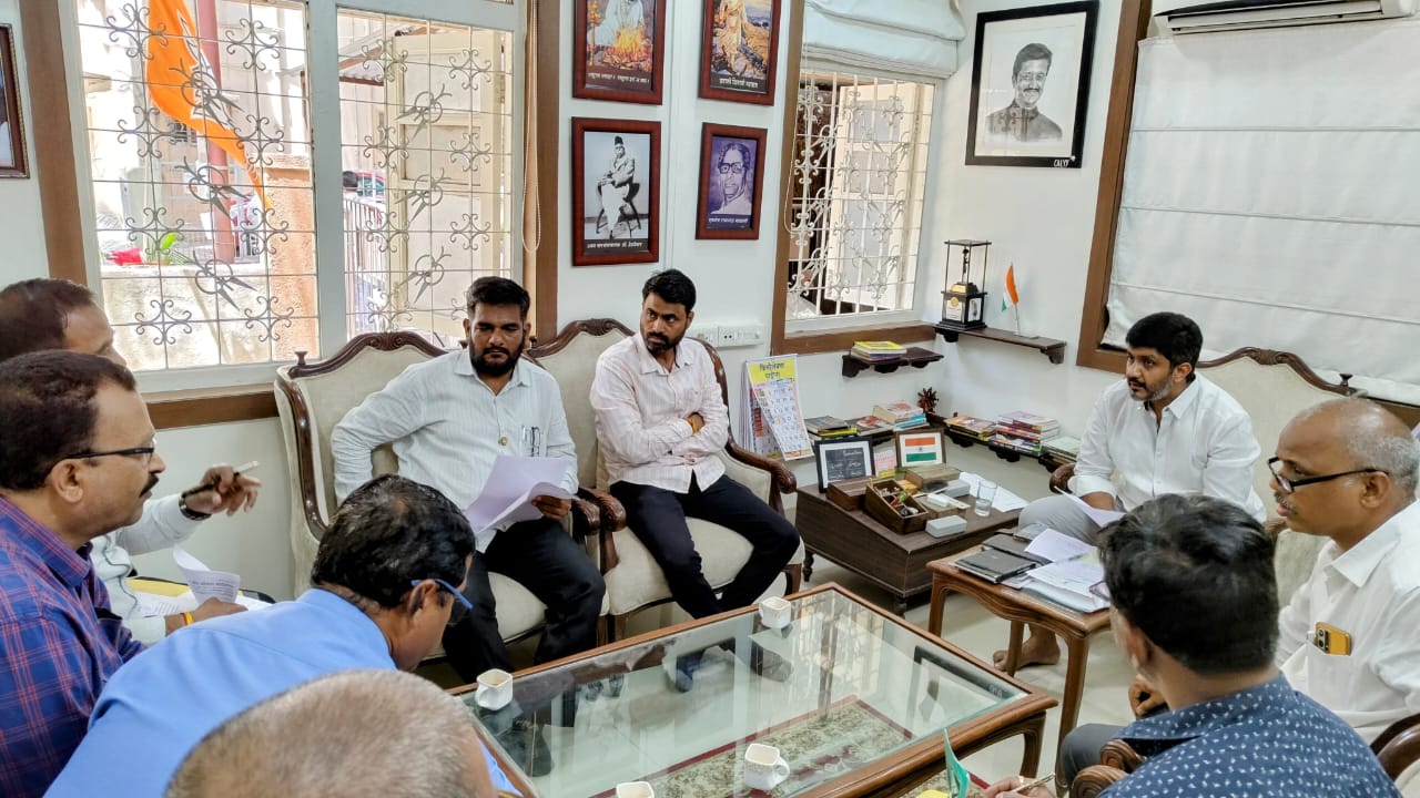 पीएमपीने विद्यार्थांना सुरक्षित सेवा पुरवावी- आमदार सिद्धार्थ शिरोळे पीएमपीने विद्यार्थांना सुरक्षित सेवा पुरवावी- आमदार सिद्धार्थ शिरोळे