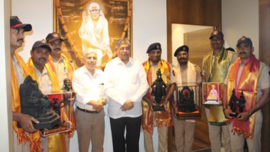 पालकमंत्री चंद्रकांत पाटील यांच्या हस्ते कोथरुडच्या जिगरबाज पोलिसांचा सत्कार