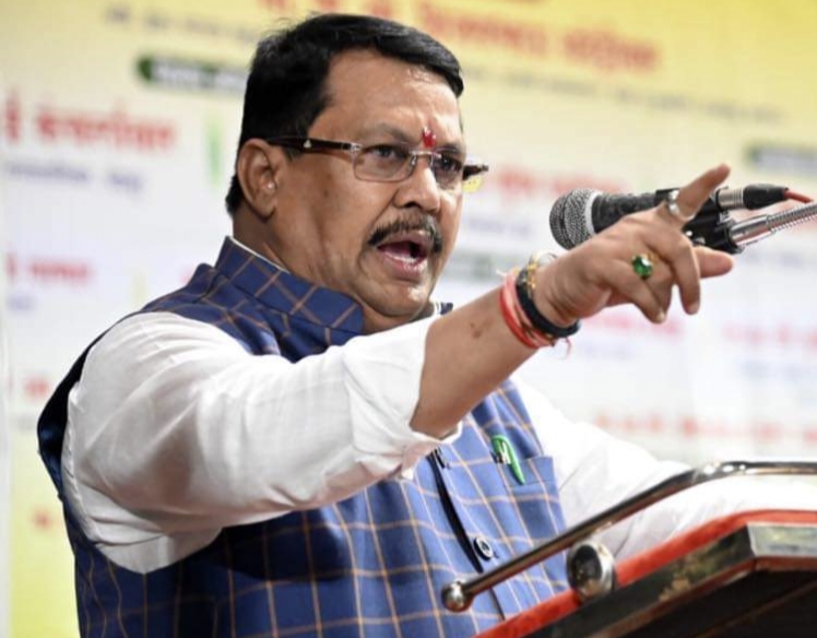 अखेर विरोधीपक्षनेता ठरला, विजय वडेट्टीवार यांचं नाव जाहीर अखेर विरोधीपक्षनेता ठरला, विजय वडेट्टीवार यांचं नाव जाहीर
