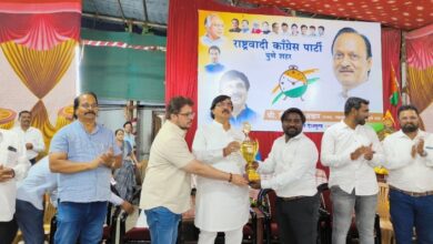 सिलंबम जिल्हास्तरीय स्पर्धेमध्ये दीवा प्रतिष्ठान संचलित सद्गुरू प्रशिक्षण केंद्राच्या 41 विद्यार्थ्यांना गोल्ड मेडल; राष्ट्रवादी शहराध्यक्ष दीपक मानकर, हर्षवर्धन मानकर यांच्या हस्ते विजेत्यांना पारितोषिक