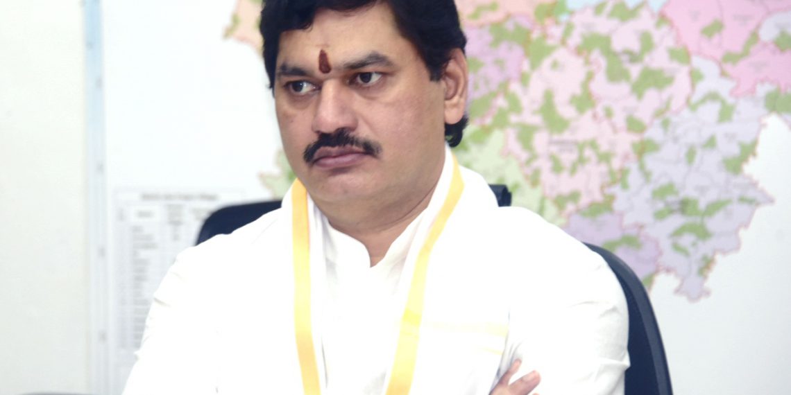 भूमी अभिलेख नोंदी, आधार जोडणीसाठी १५ ऑगस्टपर्यंत विशेष मोहीम