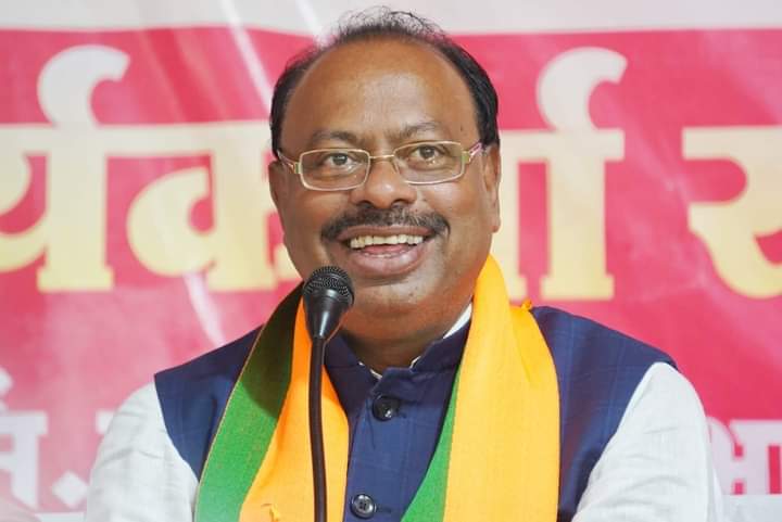 चंद्रशेखर बावनकुळेंच्या वक्तव्याचे तीव्र पडसाद चंद्रशेखर बावनकुळेंच्या वक्तव्याचे तीव्र पडसाद
