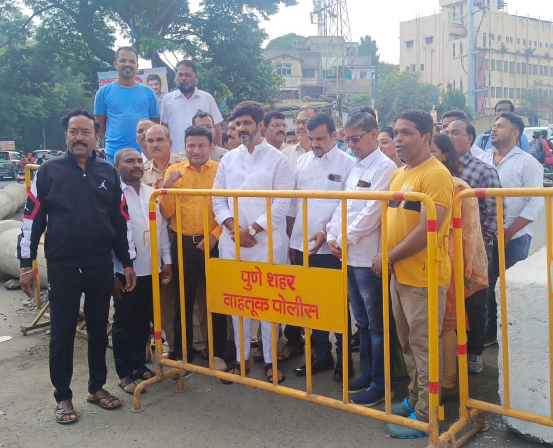 आमदार शिरोळे यांच्या प्रयत्नातून खडकीतली वाहतूक कोंडी सुटली. बोपोडी चौक ते ऑल सेंट चौकापर्यंत आता दुहेरी वाहतूक