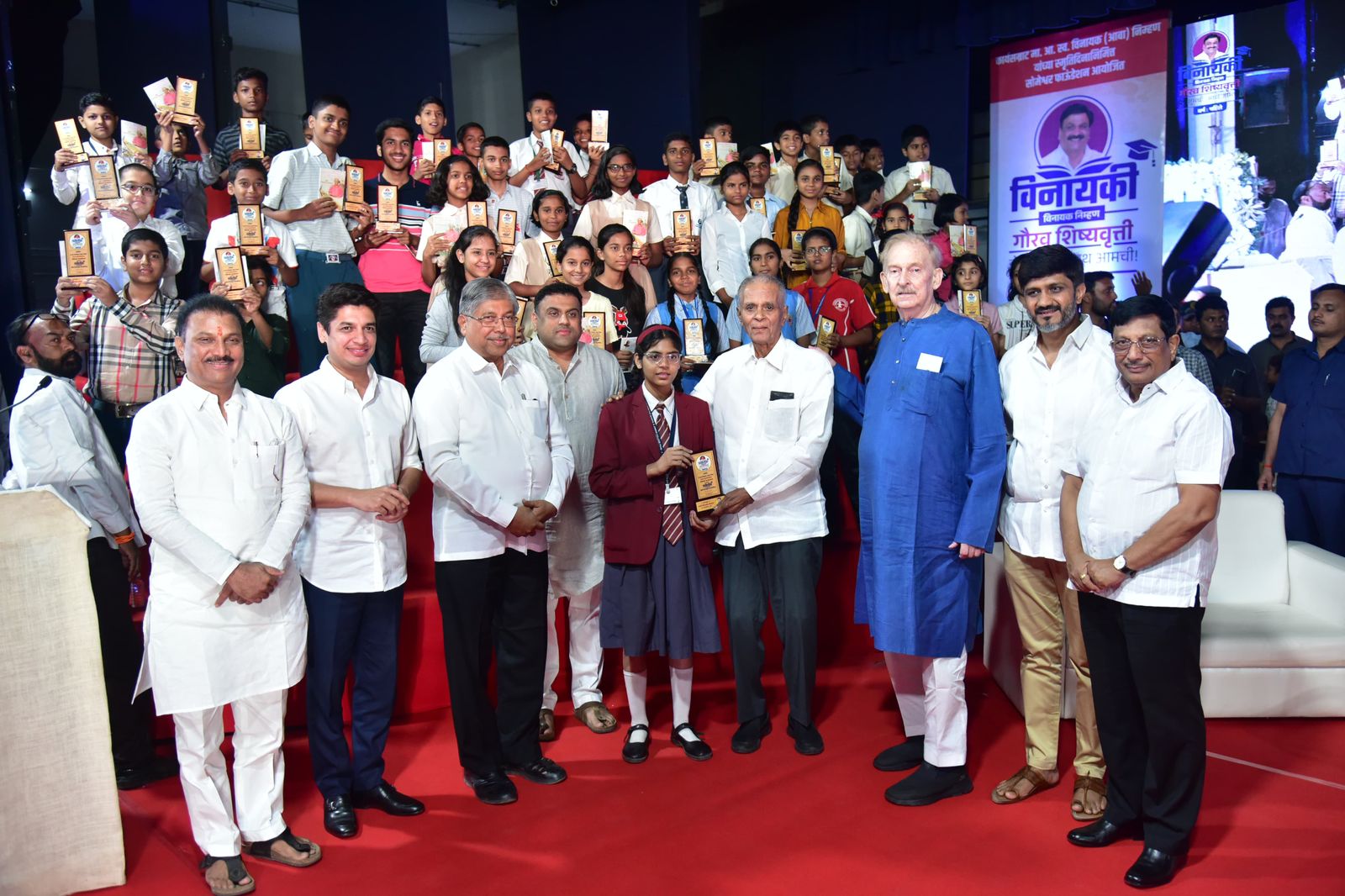 आपल्या विचाराप्रती श्रध्दा, निष्ठा असेल तर माणूस मृत्यूनंतरही जिवंत असतो : उच्च- तंत्रशिक्षण मंत्री चंद्रकांत पाटील आपल्या विचाराप्रती श्रध्दा, निष्ठा असेल तर माणूस मृत्यूनंतरही जिवंत असतो : उच्च- तंत्रशिक्षण मंत्री चंद्रकांत पाटील