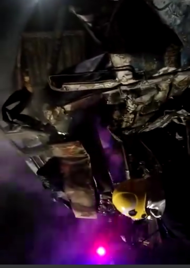 नवले पुलाजवळ धावत्या ट्रकला भीषण आग, चौघांचा मृत्यू