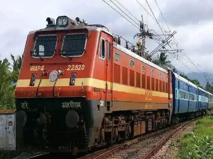पुण्यात रेल्वेचा २ दिवस मेगाब्लॉक, लोकलसह अनेक गाड्या रद्द पुण्यात रेल्वेचा २ दिवस मेगाब्लॉक, लोकलसह अनेक गाड्या रद्द