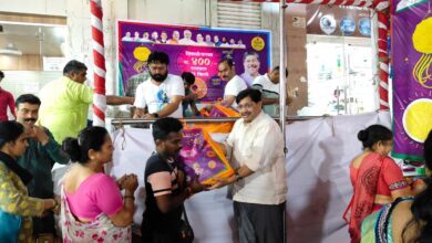 चंद्रकांत पाटील यांच्याकडून कोथरुडकरांची दिवाळी गोड! नाममात्र दरात फराळ उपलब्ध उपक्रमास उत्स्फूर्त प्रतिसाद