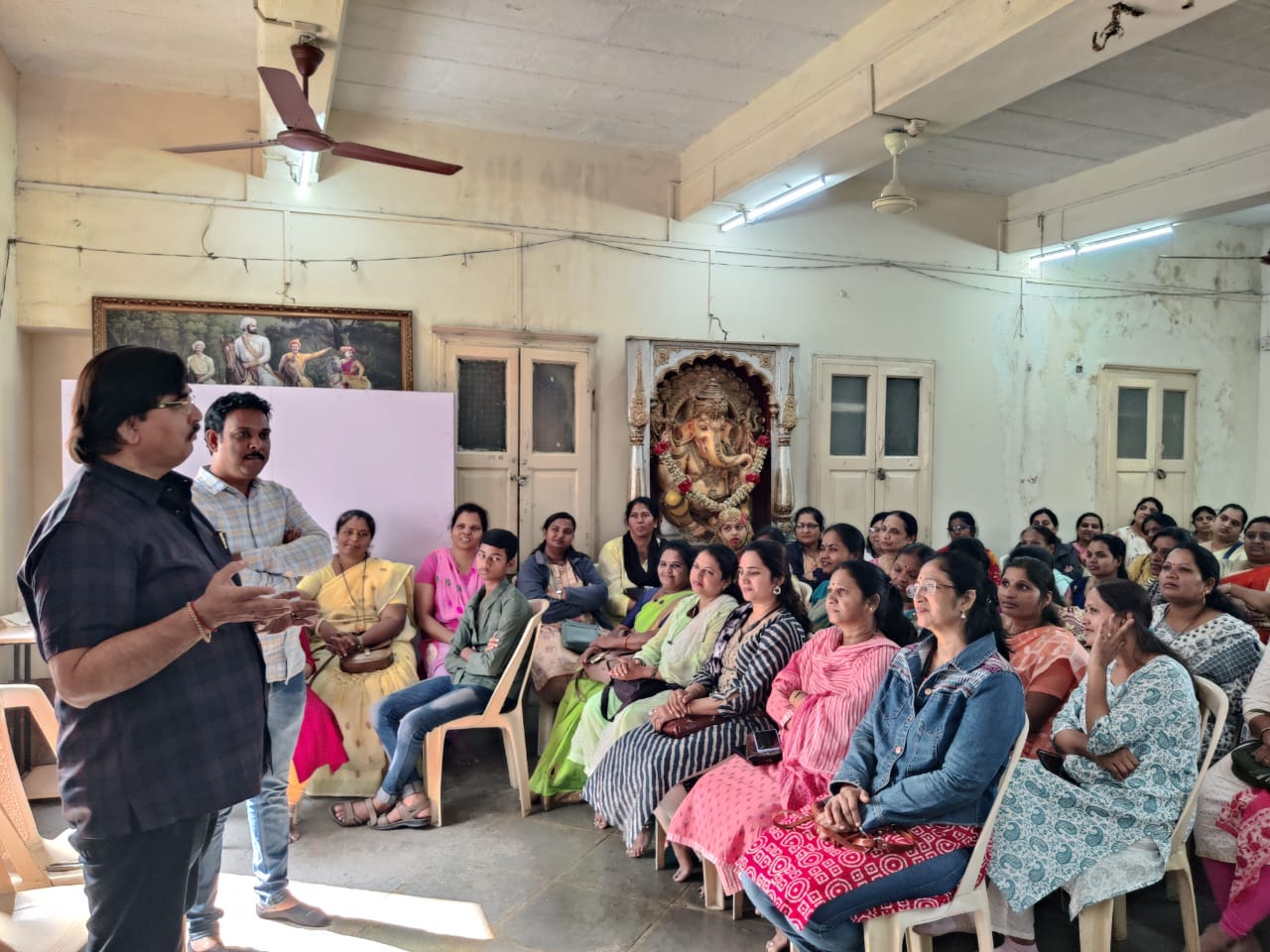 महानगरपालिकेतील एकवट मानधनावरील १४९ कर्मचारी कायमस्वरूपी रुजू; राष्ट्रवादी काँग्रेसचे शहराध्यक्ष दीपक मानकर यांच्या पाठपुराव्याला यश