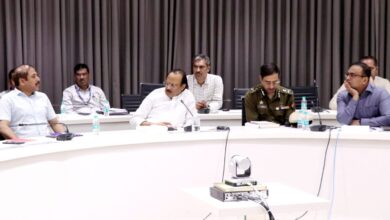 उपमुख्यमंत्री अजित पवार यांच्याकडून पुण्यातील कामांचा आढावा.. अधिकाऱ्यांना दिल्या महत्वाच्या सूचना