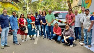 प्राणी मित्रांच्या मदतीसाठी अगरवाल आर सी चॅरिटेबल ट्रस्टच्या वतीने कर्वेनगर मधील aart ग्रुपला प्राण्यांची रुग्णवाहिका भेट