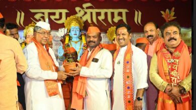 एरंडवणा गणेशनगर,ओटा वसाहत परिसरातील कारसेवकांचा चंद्रकांत पाटील यांच्या हस्ते सत्कार