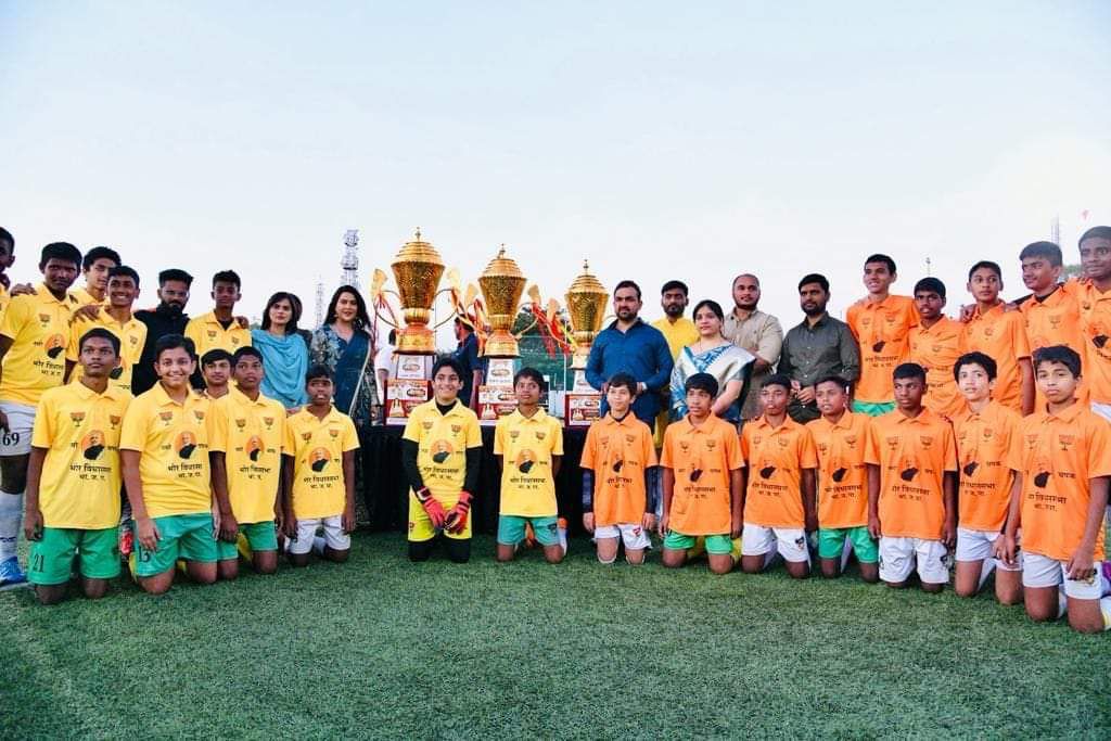 Fb img 17060974161349128800372915498677