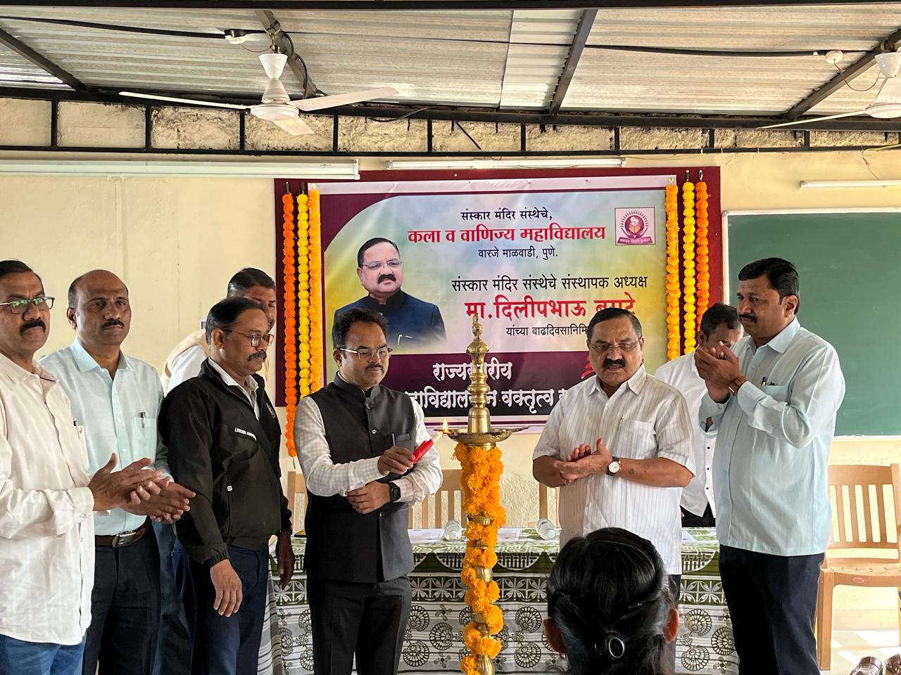 सर्वांगीण वाचन हा प्रभावी वक्तृत्वाचा पाया- डाॅ. केशव तुपे