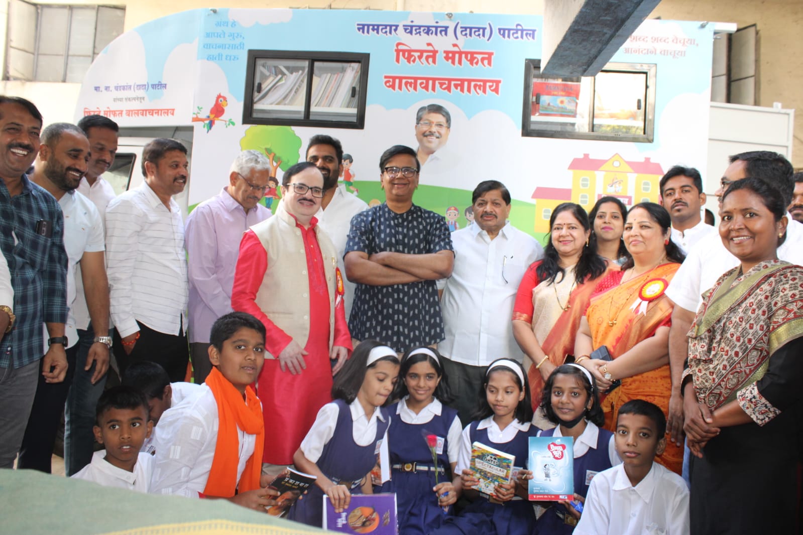 वाचन संस्कृती संवर्धनासाठी बालवाचनालय स्तुत्य उपक्रम-प्रसिद्ध संगीतकार आणि गायक डॉ. सलील कुलकर्णी