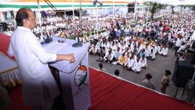 बारामतीला लीड मिळणार की नाही बारामतीकर सांगतील- अजित पवार, मोठ्या शक्ती प्रदर्शनाने सुनेत्रा पवारांचा उमेदवारी अर्ज दाखल