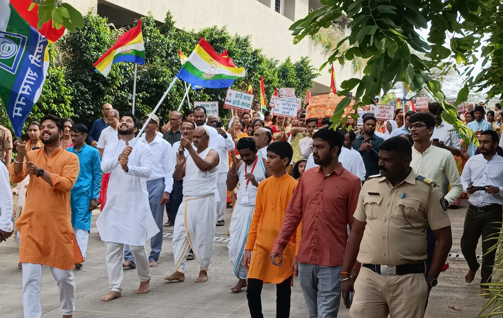 कोथरूडमध्ये भगवान महावीर जन्मकल्याणक महोत्सव मोठ्या उत्साहात&nbsp; साजरा