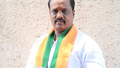 मुरलीधर मोहोळ यांनी उमेदवारी अर्ज दाखल करताच कोथरूड मध्ये राजकीय घडामोडी, शिवसेनेचे (उबाठा) नितीन शिंदे यांचा भाजपमध्ये प्रवेश..