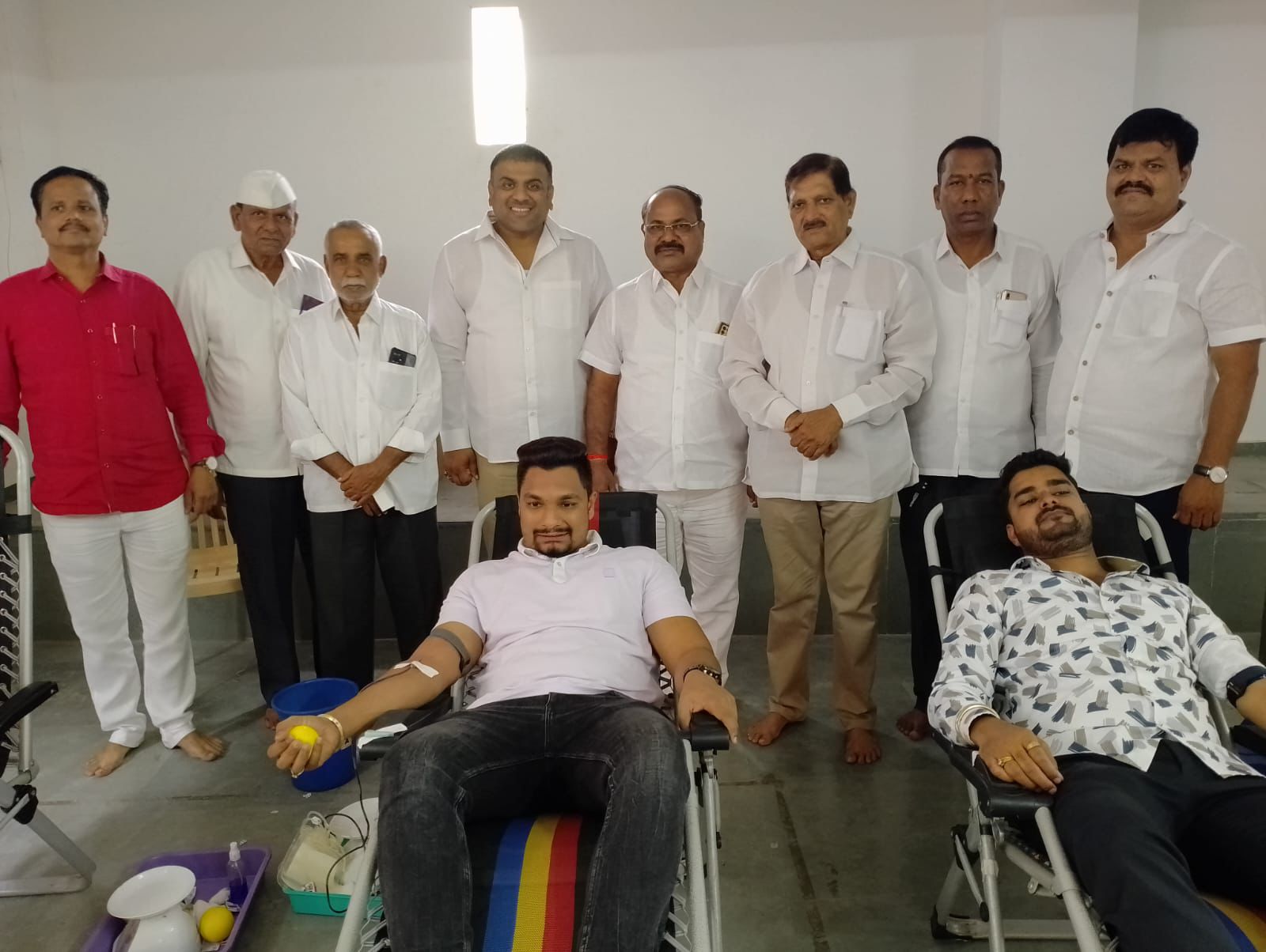 सोमेश्वर फाउंडेशन तर्फे विक्रमी 1069 जणांचे रत्तदान सोमेश्वर फाउंडेशन तर्फे विक्रमी 1069 जणांचे रत्तदान