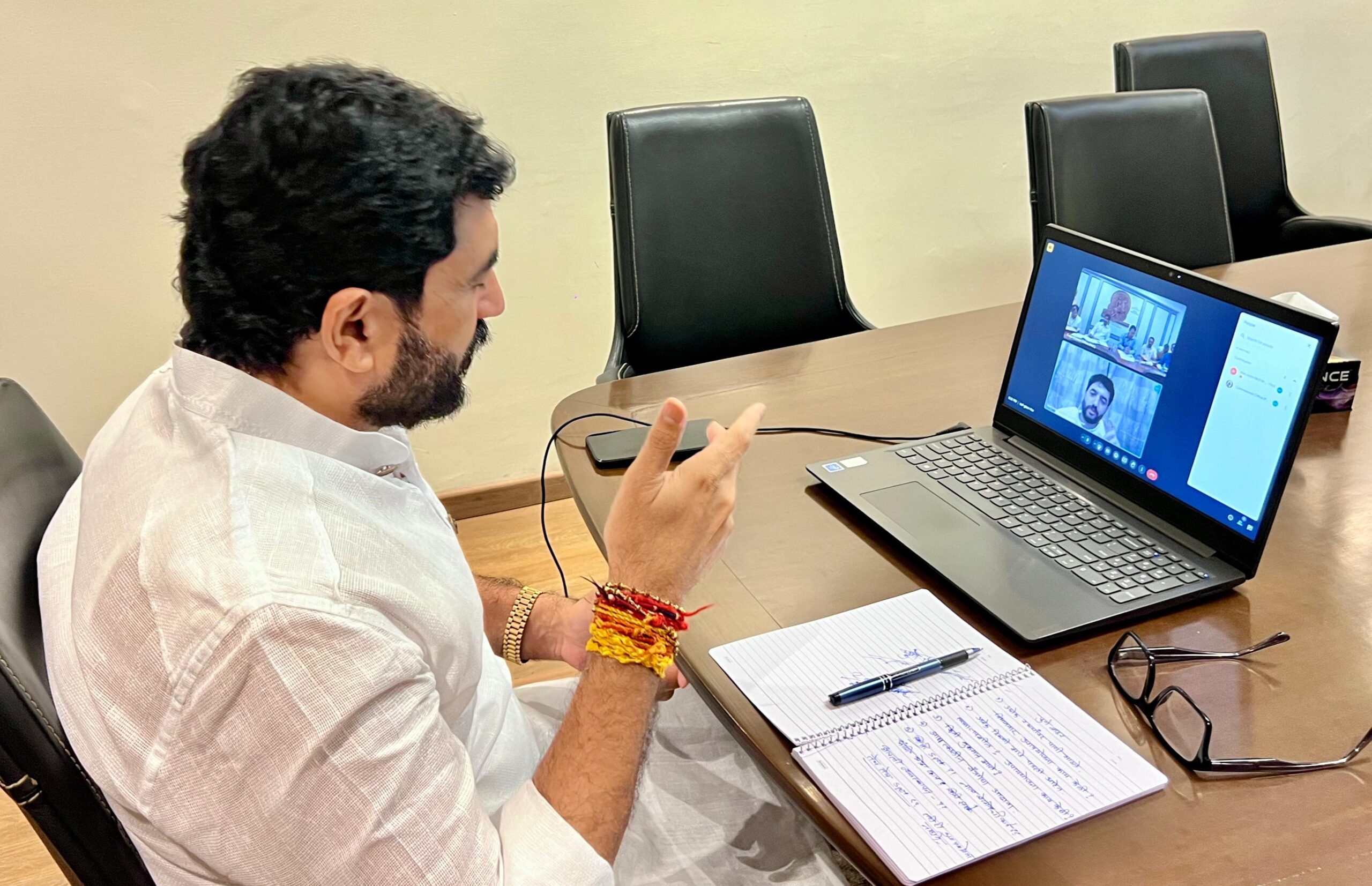 पावसाच्या पाण्याच्या निचऱ्यासाठी तातडीने उपाययोजना करा ; मुरलीधर मोहोळ यांच्या व्हीसी द्वारे बैठक घेत पालिका अधिकाऱ्यांना सूचना..