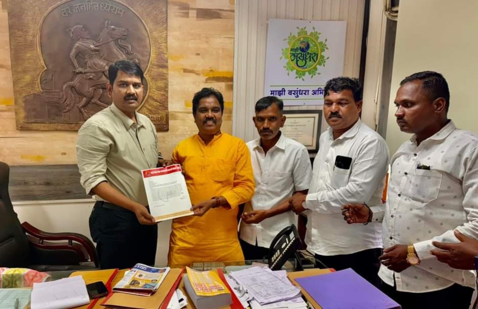 कचरा भरलेल्या टेम्पोसह पुणे महापालिकेला घेराव घालण्याचा इशारा.. कचरा वाहक वेचक संघटना आक्रमक