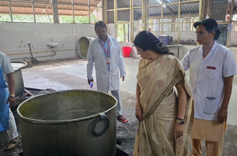 येरवडा येथील मनोरुग्णालयाच्या विविध प्रश्नांची उकल करण्यासाठी प्रयत्न करणार – खासदार डॉ. मेधा कुलकर्णी