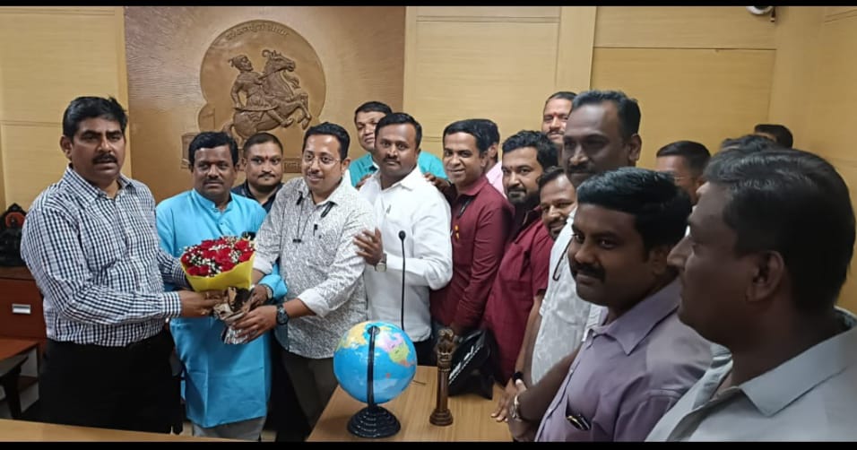 पुणे महापालिकेच्या शिक्षण मंडळातील शिपाई व रखवालदार  सेवत कायम ; आयुक्तांनी काढले आदेश