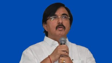 पुण्यातील राष्ट्रवादी काँग्रेसचे शहराध्यक्ष दीपक मानकर पक्षावर नाराज शनिवारी पदाचा राजीनामा देणार