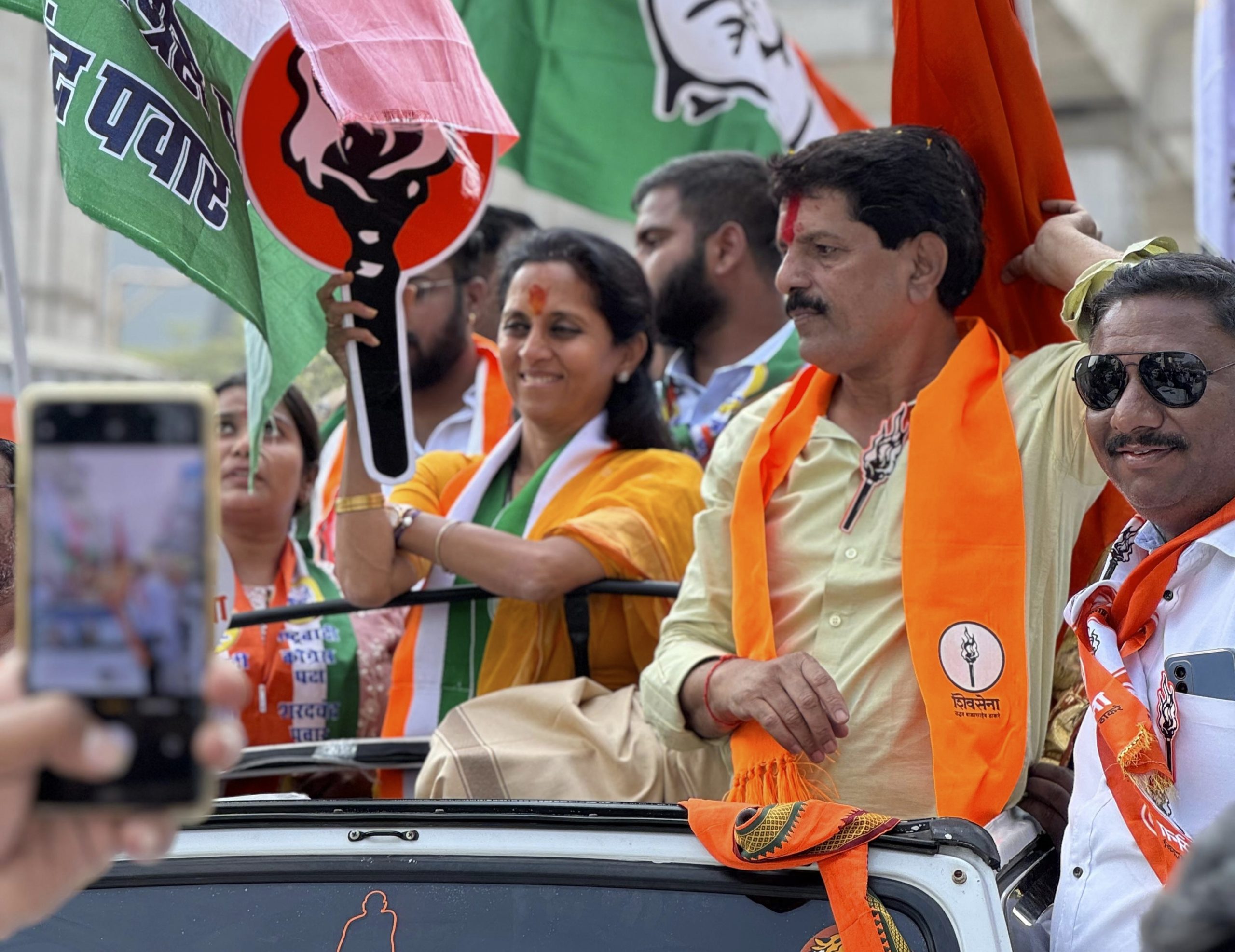 चंद्रकांत मोकाटे यांच्या रॅलीत खासदार सुप्रिया सुळे सहभागी; बाणेर बालेवाडी पाषाण परिसरात रॅलीचे जोरदार स्वागत 